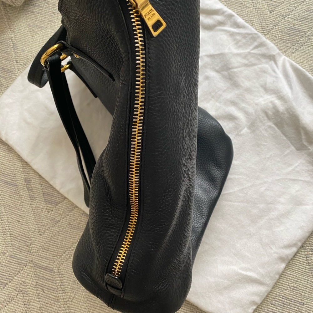 Prada black leather bag - Picture 3 of 12